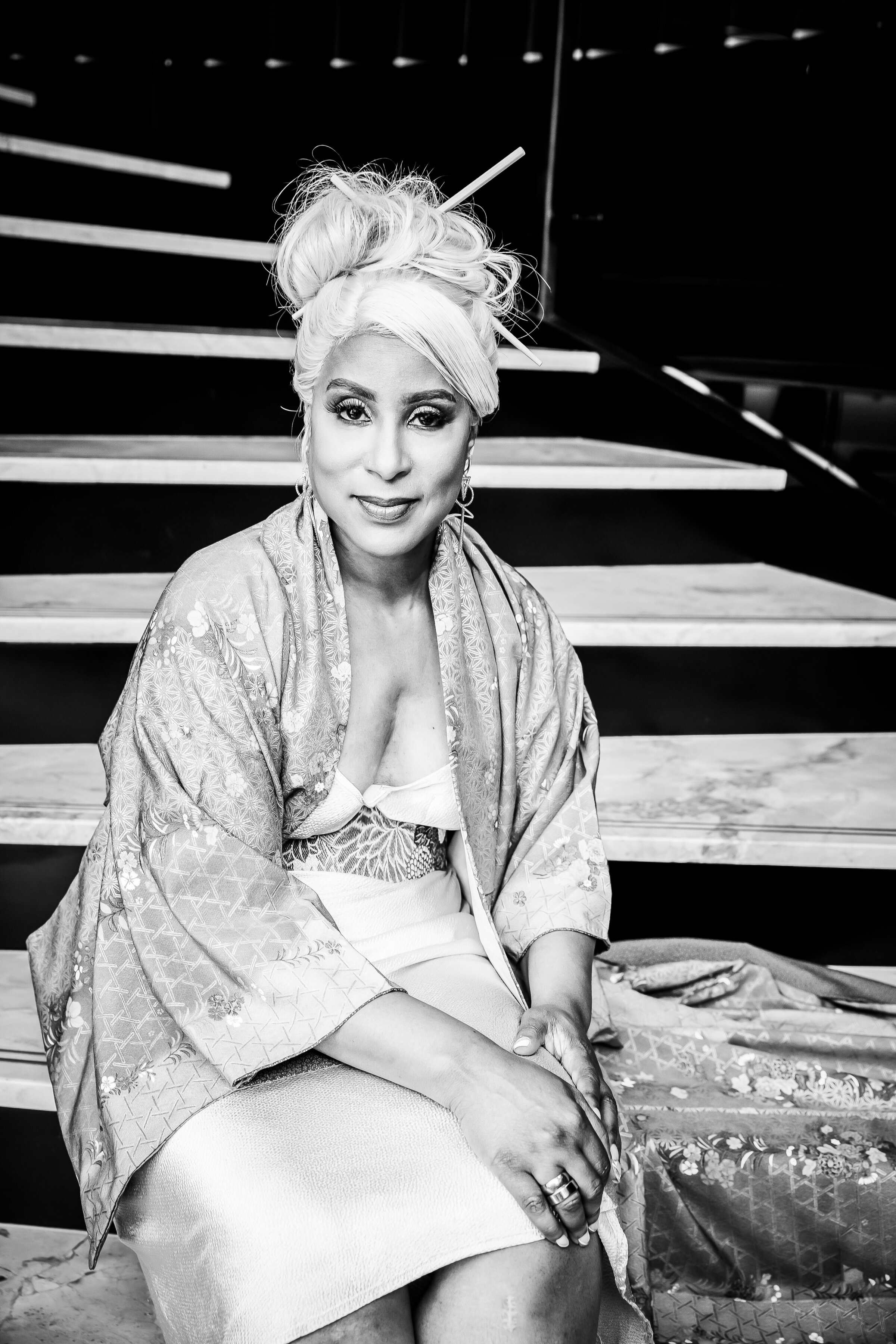 DrVeronica_Branding-237BW