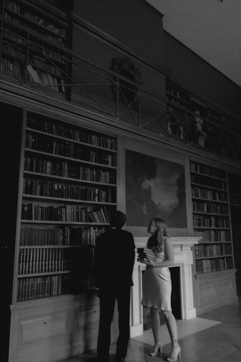 moody-library-engagement-couples-photos-illinois-allerton-park-rachael-marie-photography-14