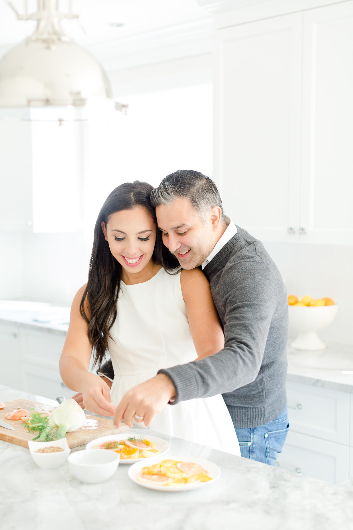 wedding-photographer-anniversary-session-at-home-lisa-renault-photographie-photographe-mariage-montreal-13