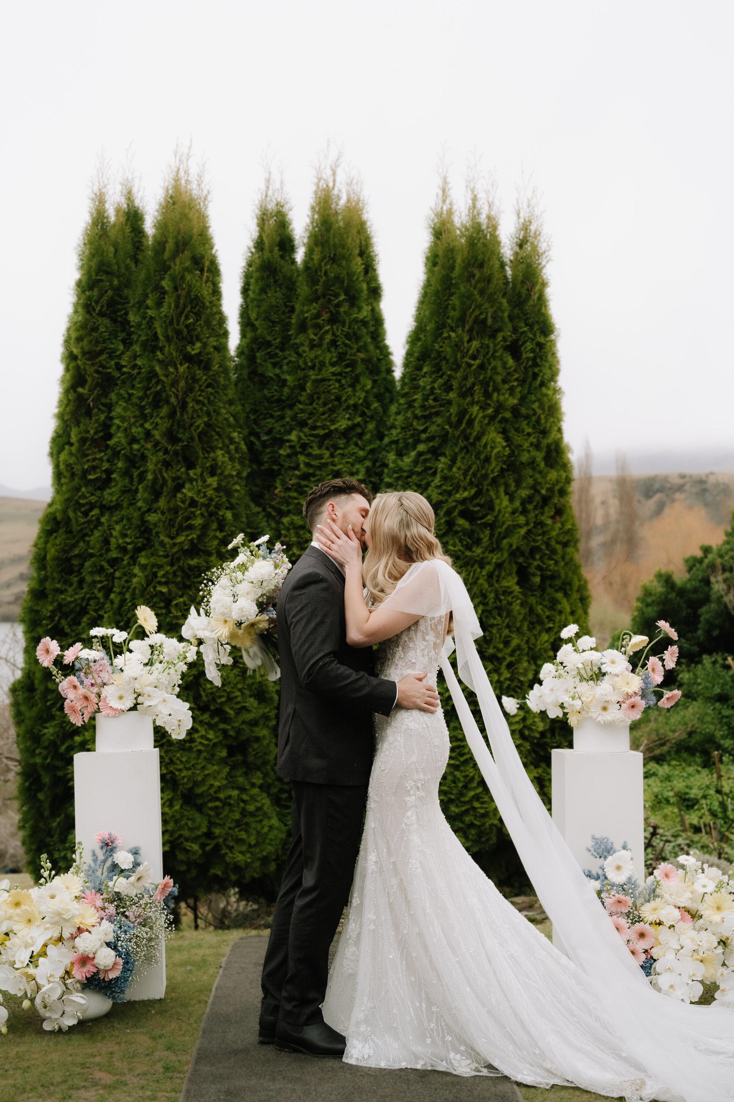 Melissa Clark Photography - Queenstown Wedding Photographer - Stoneridge & Bayonett Peak Wedding-761