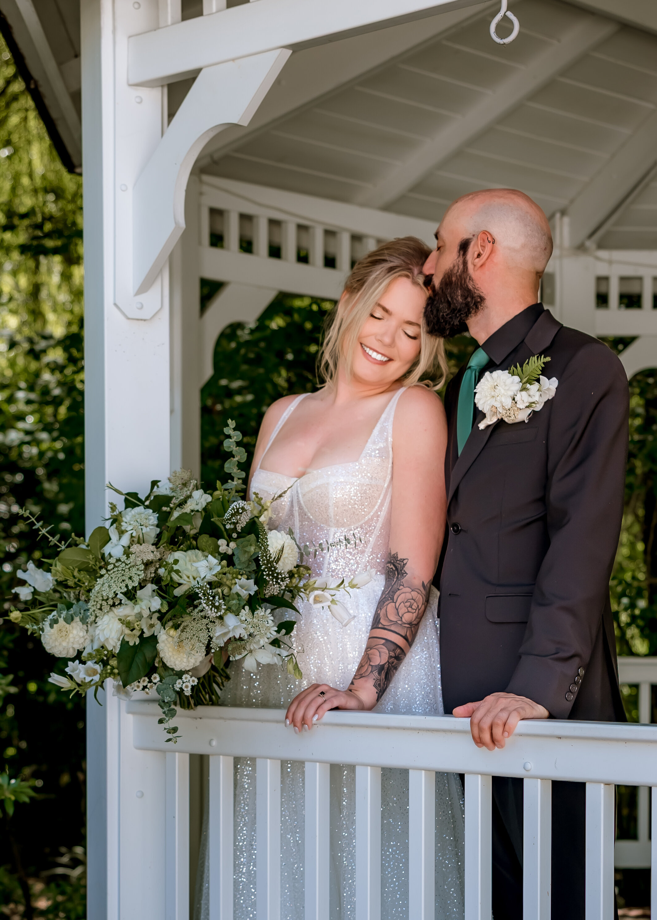 Bride and Groom portraits in Abigails Garden at the Abernethy Center in Oregon City.