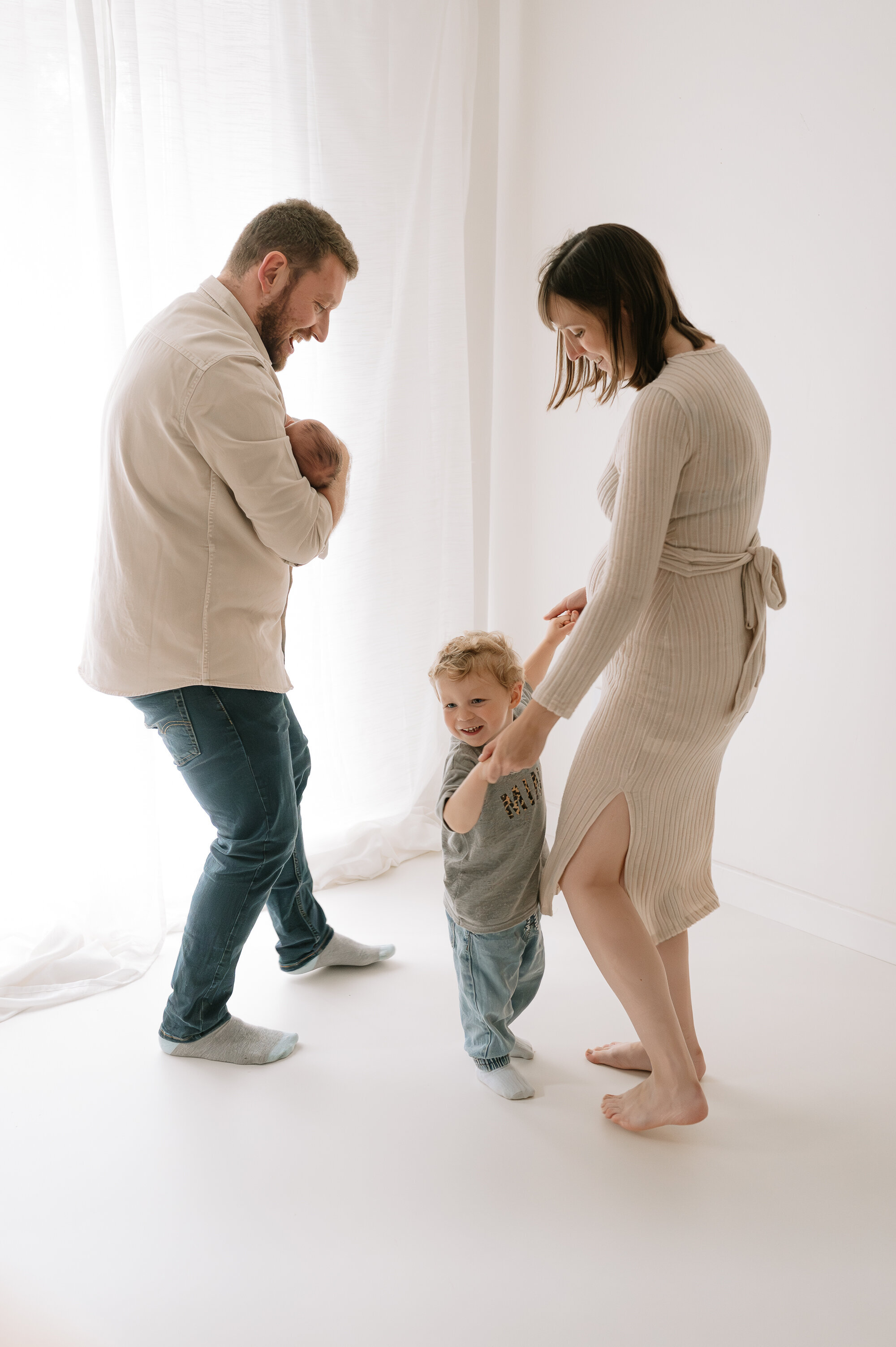 family photography - Mum, Dad, Big Brother and Baby Sister