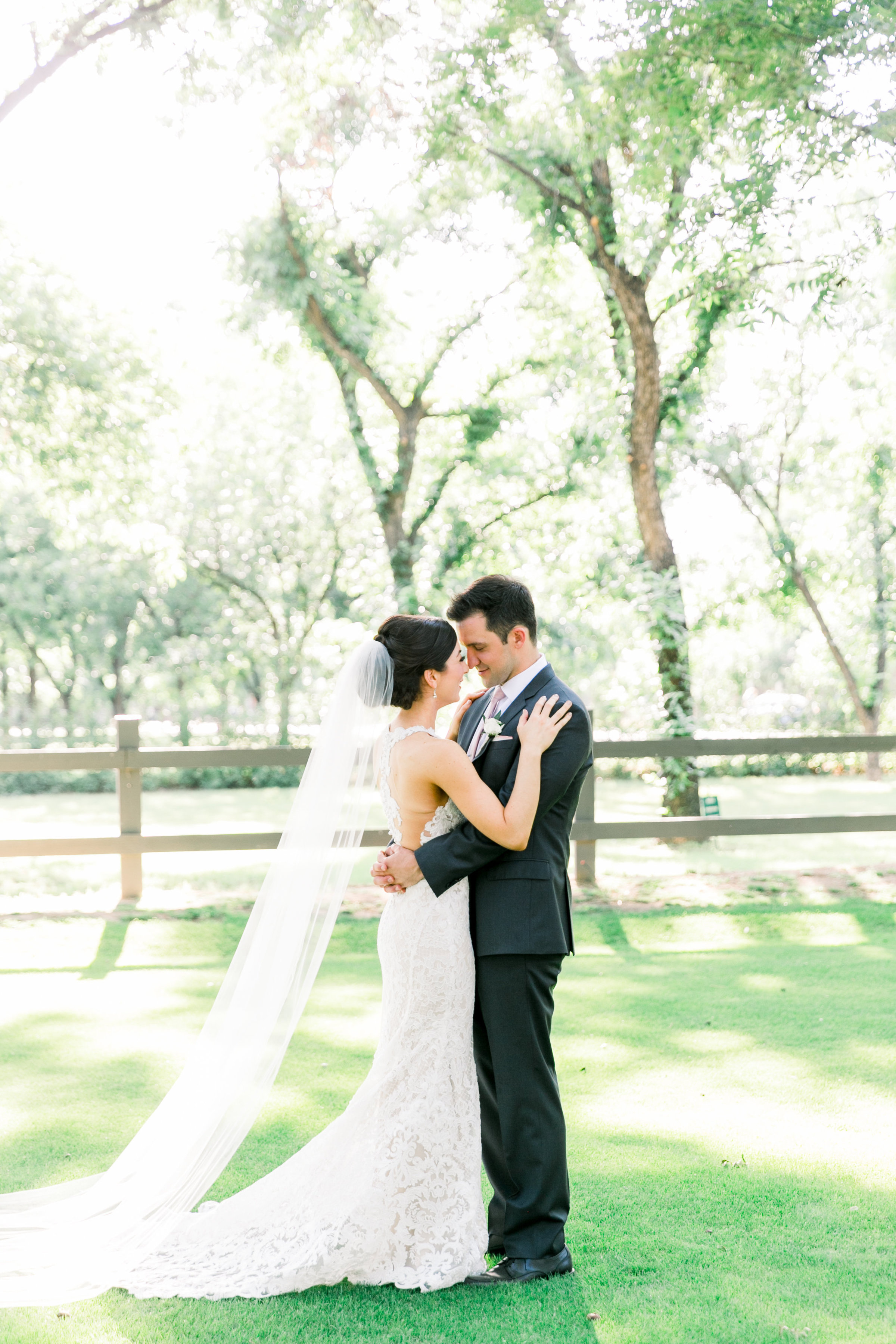 Karlie Colleen Photography - Venue At The Grove - Arizona Wedding - Maggie & Grant -57