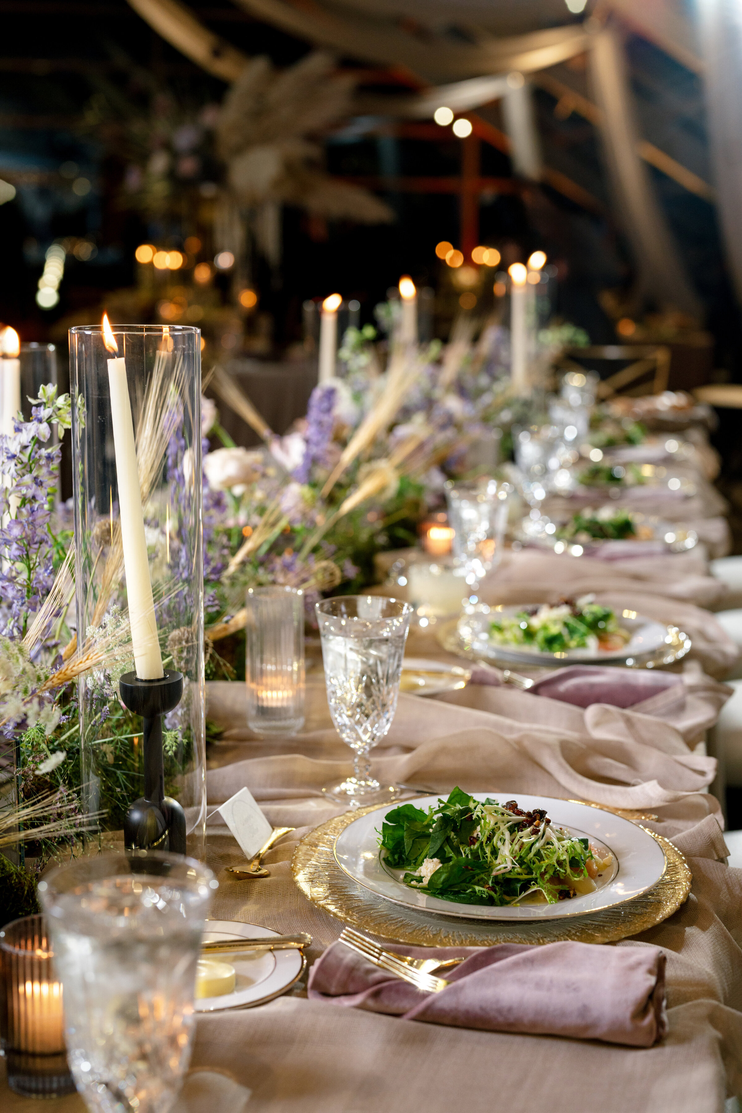 Berlez-Aspen-Avenue-Chicago-Wedding-Photographer-Adler-Planetarium-Food-For-Thought-Christine-Janda-Event-Brilliance-Editorial-106