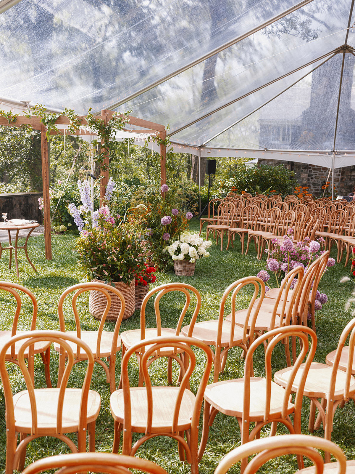 Hudson-Valley-Wedding-Planner-Glynwood-Farm-Wedding-tented-wedding-ceremony-garden-aisle-15
