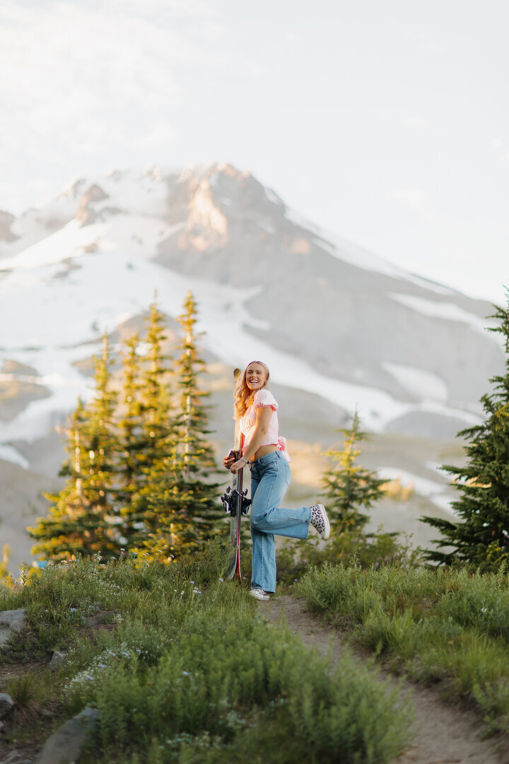mt-hood-senior-photos-howie-photography-119