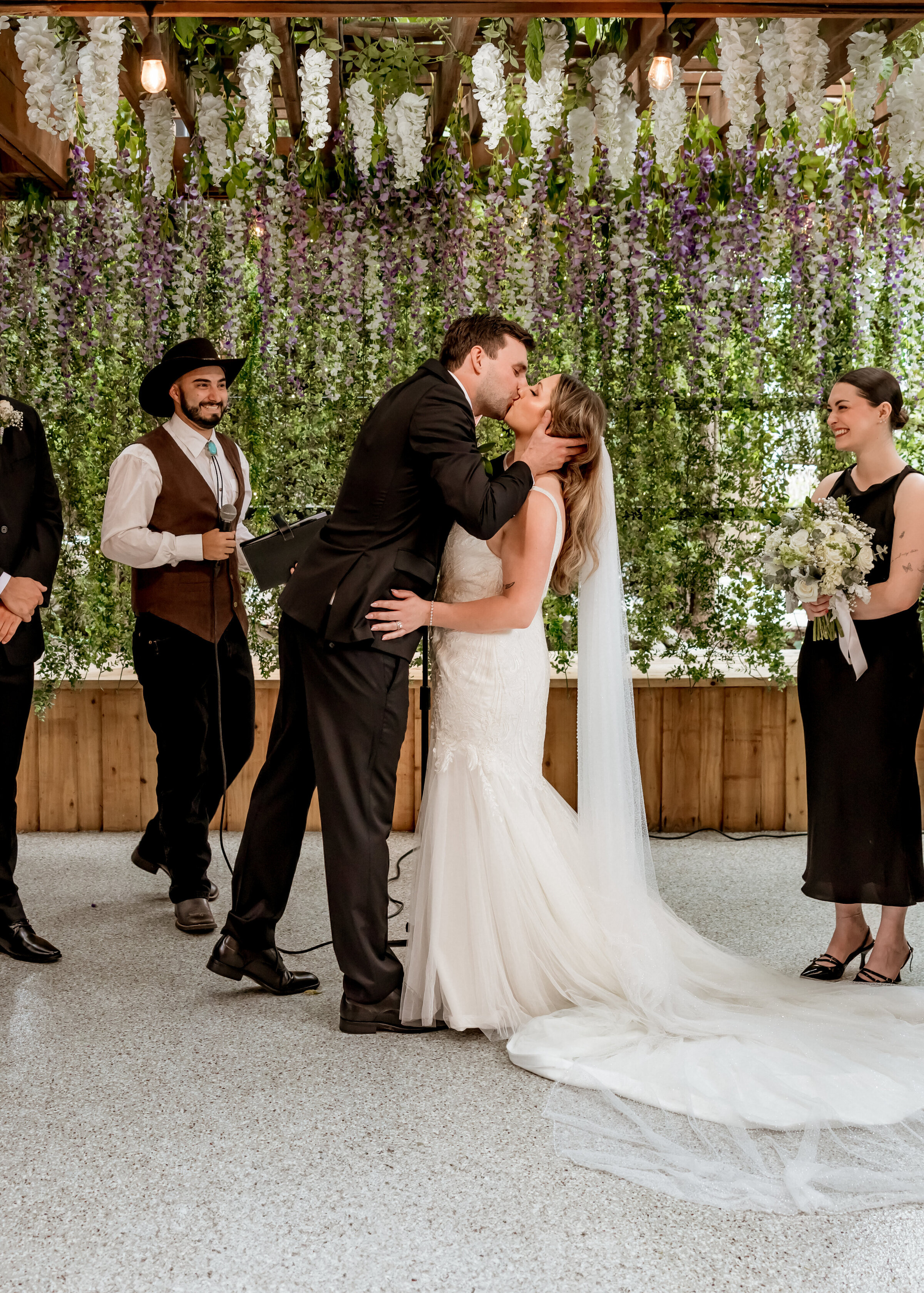 Wedding at the Troutdale House