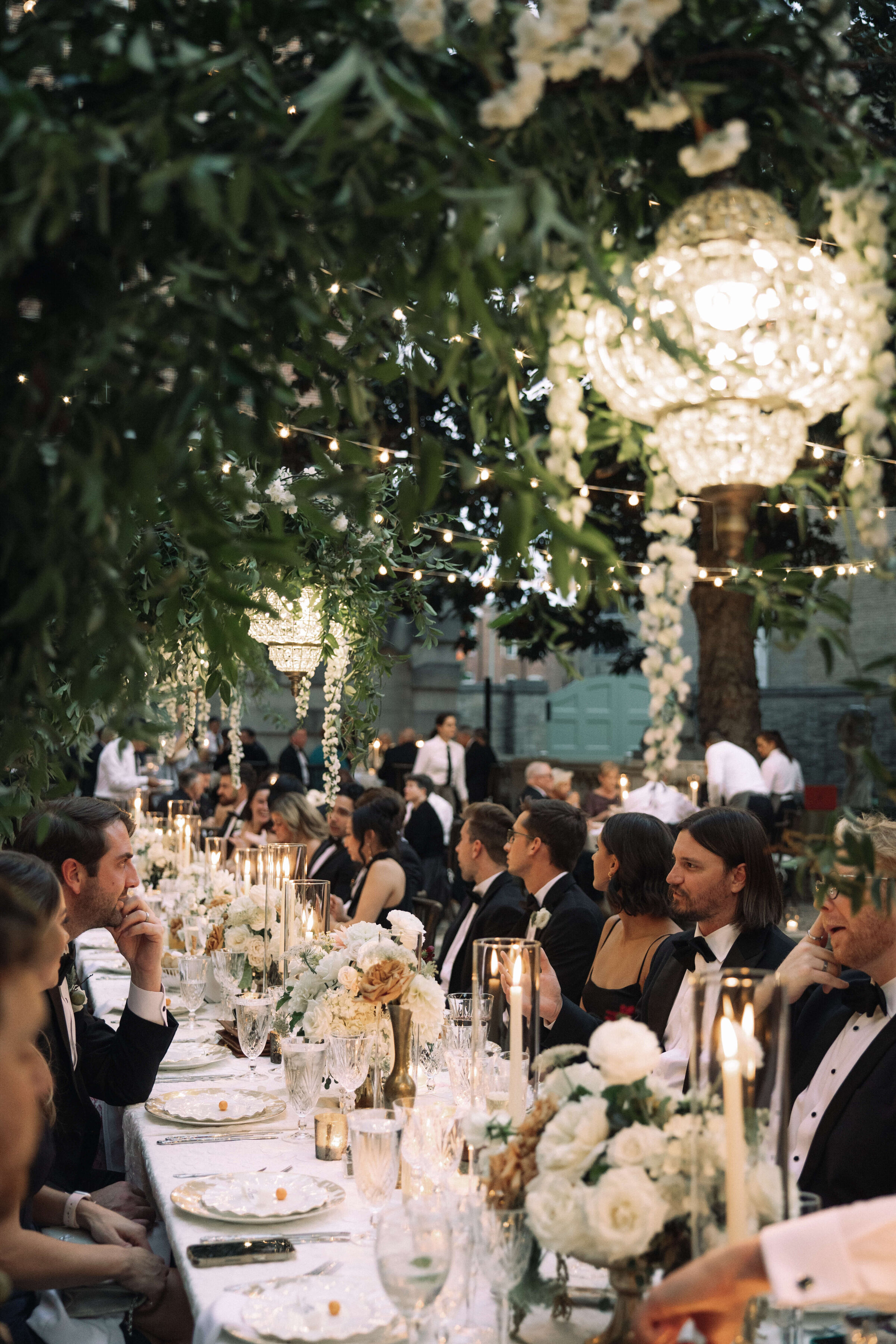 maeve-matt-outdoor-wedding-reception-evening-decor-springvale-floral