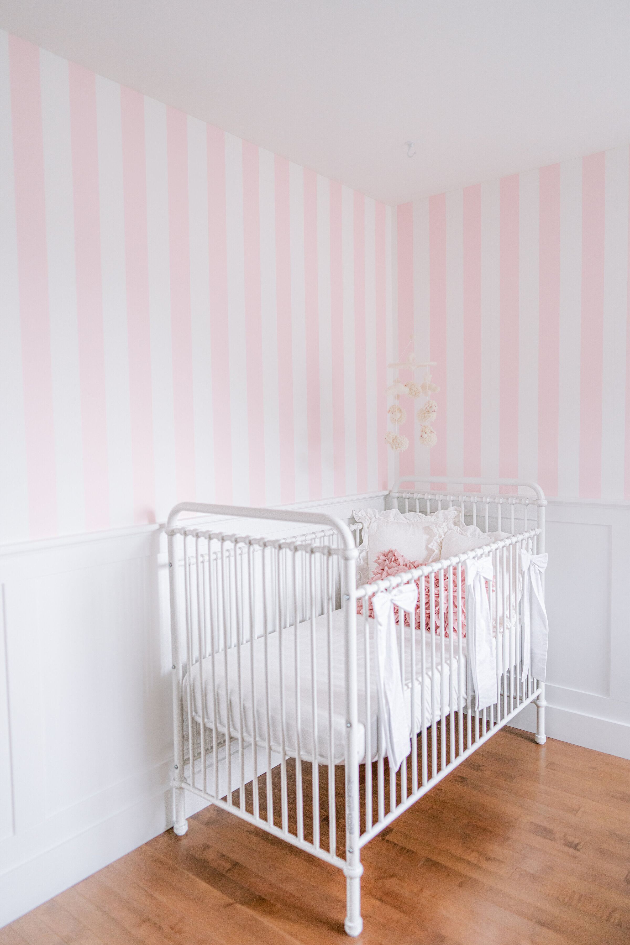 0113  Pascale-Nic-Clara-Newborn-Ottawa-Photography-by-Emma
