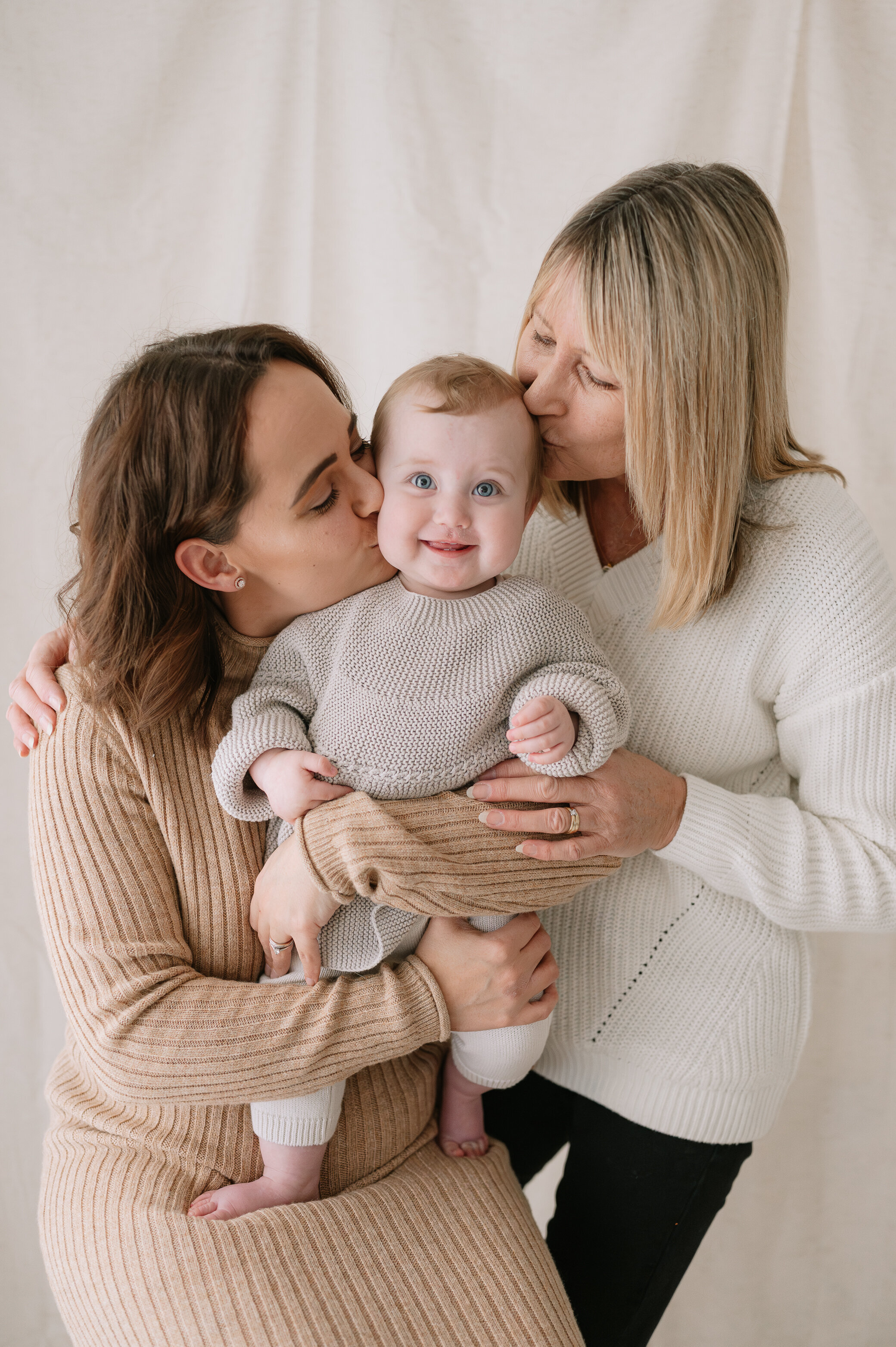Mother's Day Mini Session at Lucy Rose Studios-42