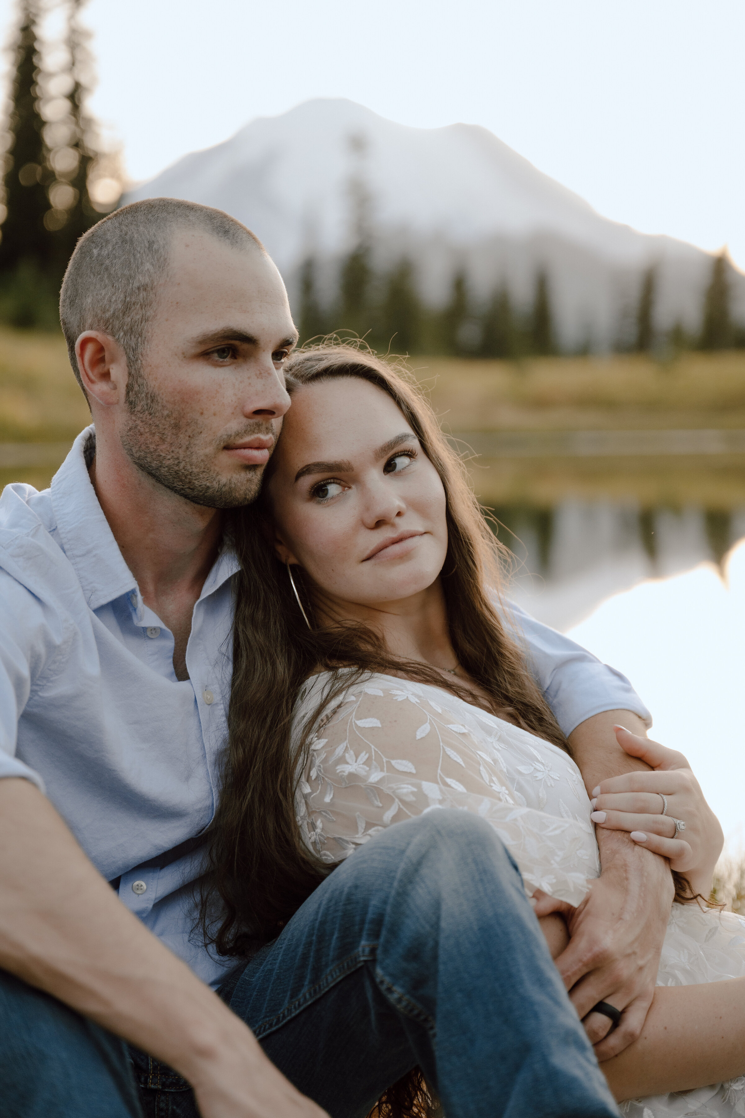 spenser-couple-mount-rainier-washington-99