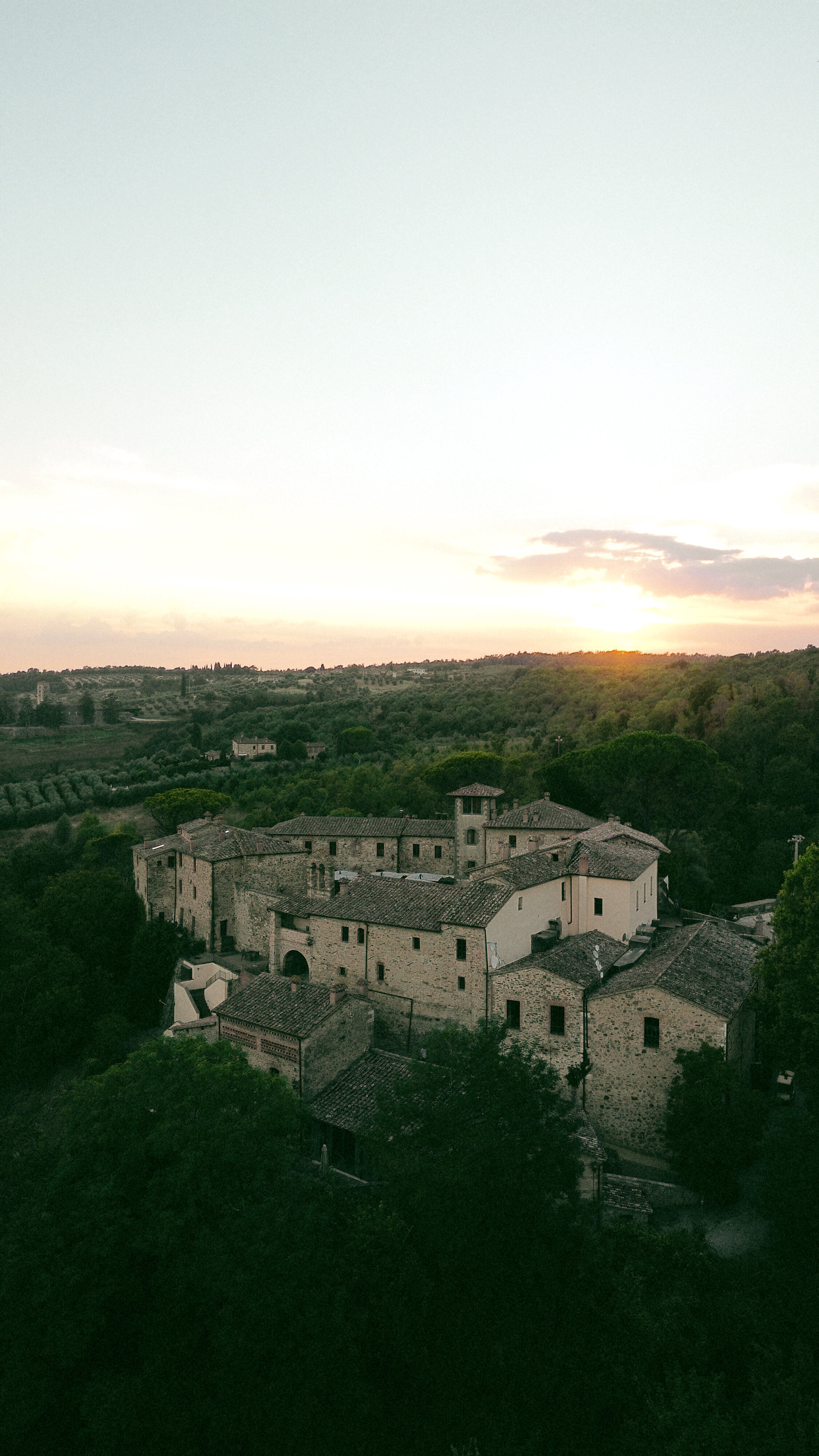 Luxury wedding venues overlooking river