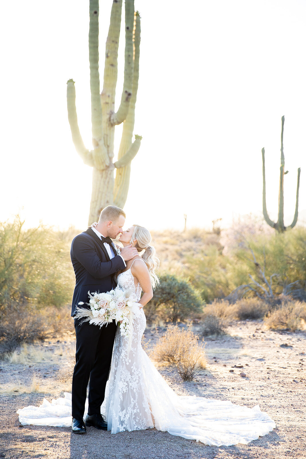 Karlie Colleen Photography - Ashley & Grant Wedding - The Paseo - Phoenix Arizona-751