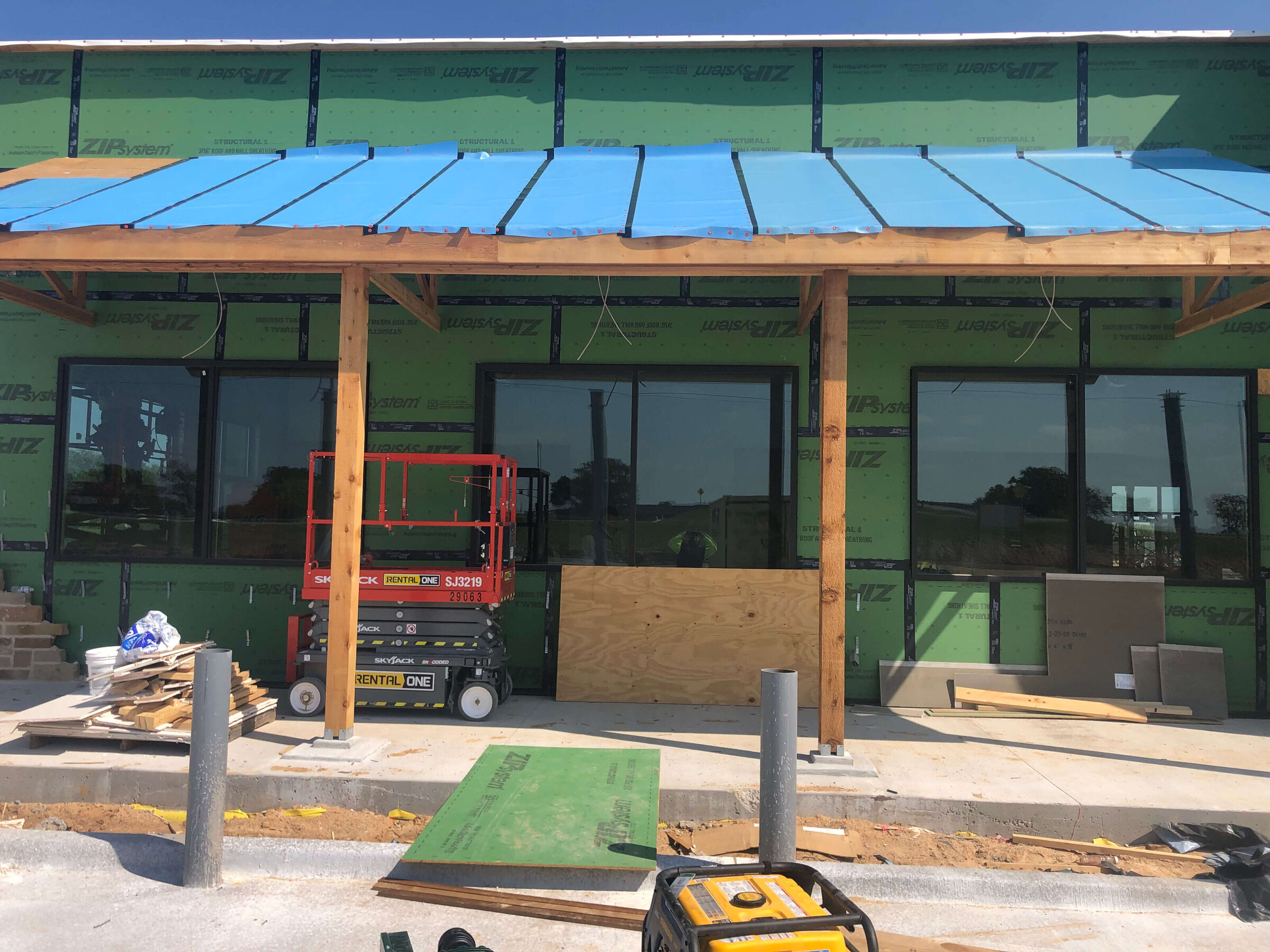 20210420_210418315_iOS