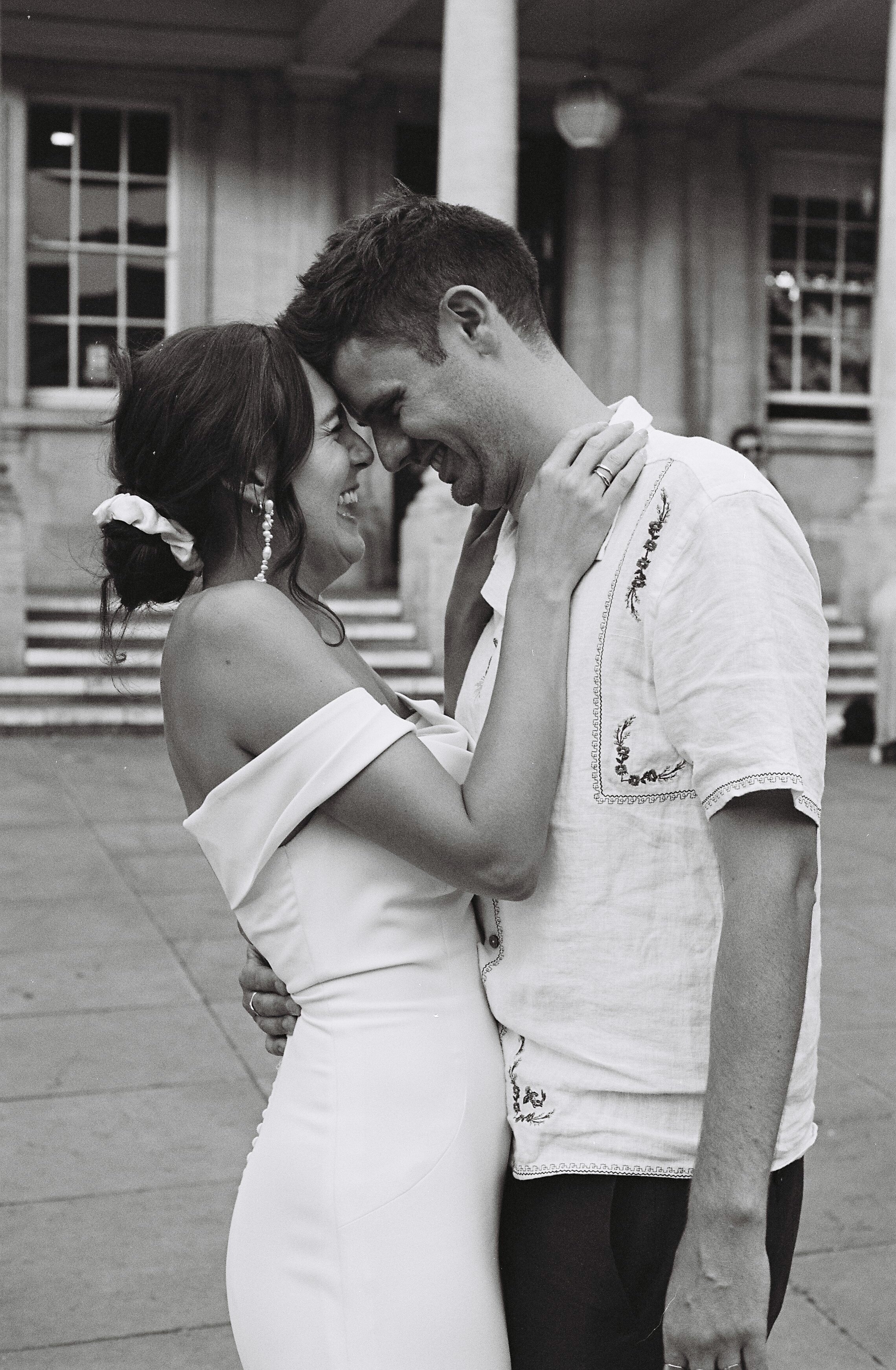 stroud-wedding-couple-portrait-35mm-1