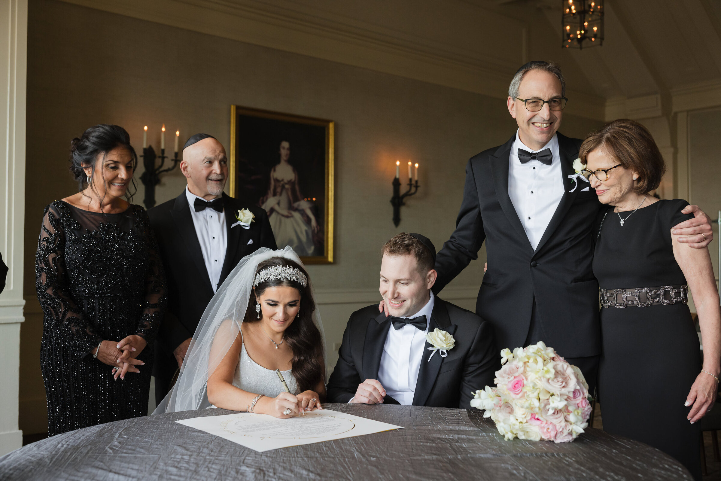 grand-belle-jewish-wedding-philadelphia-ketubah-signing