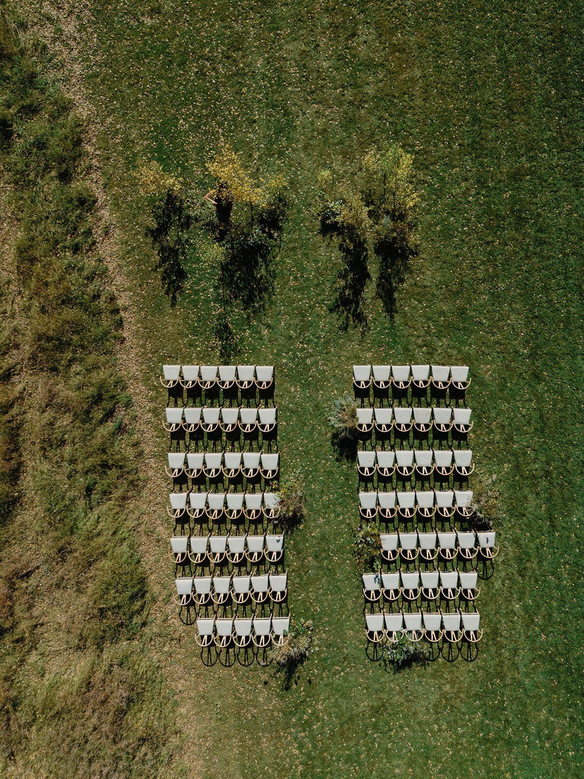 Aspen fall tented wedding at t lazy 7 ranch_RxL-30