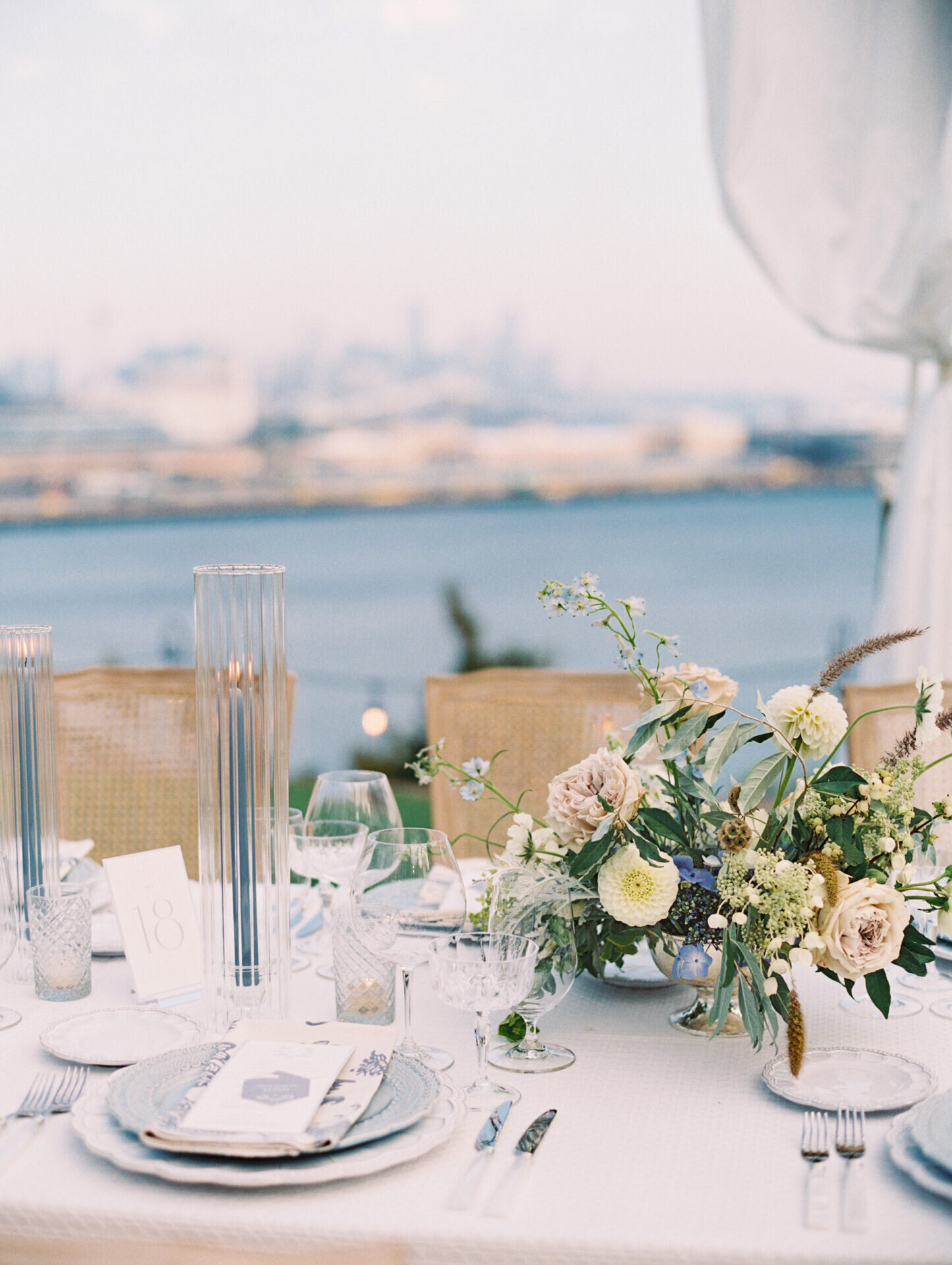 The-Admirals-House-Seattle-Wedding-099