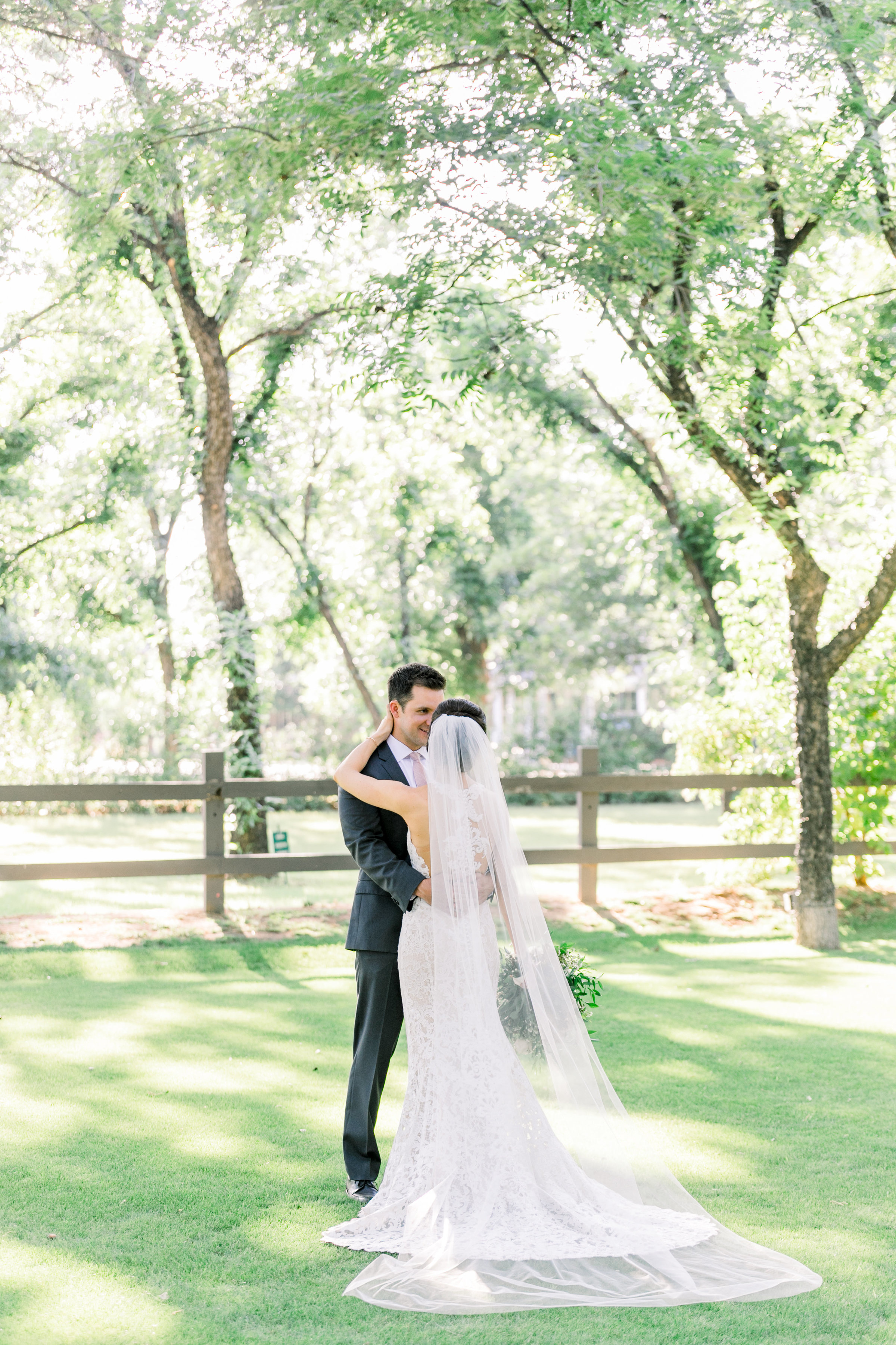 Karlie Colleen Photography - Venue At The Grove - Arizona Wedding - Maggie & Grant -66
