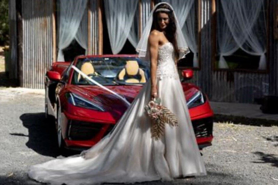 exotic-wedding-car-hire-perth