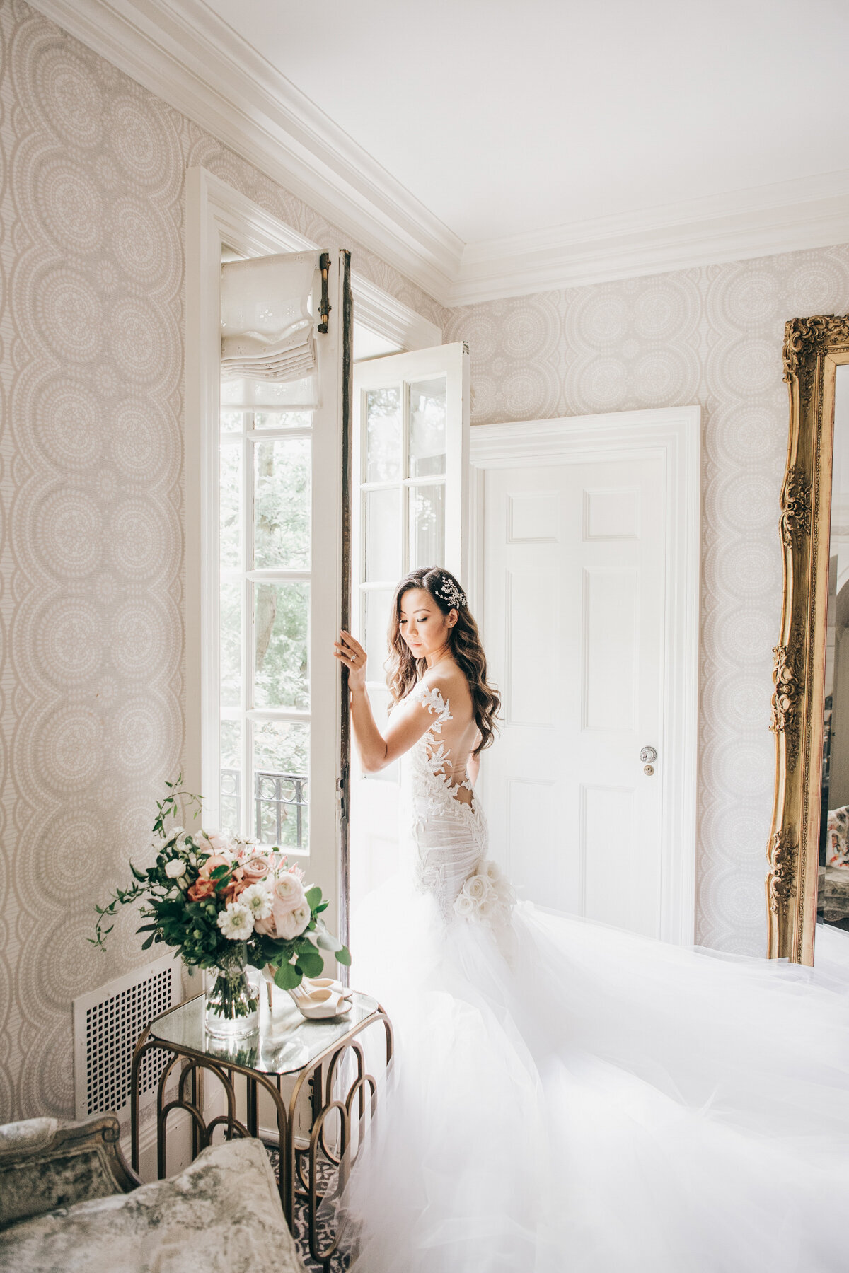 Luxury Wedding Photography at Graydon Hall Manor by Nova Markina | London Ontario