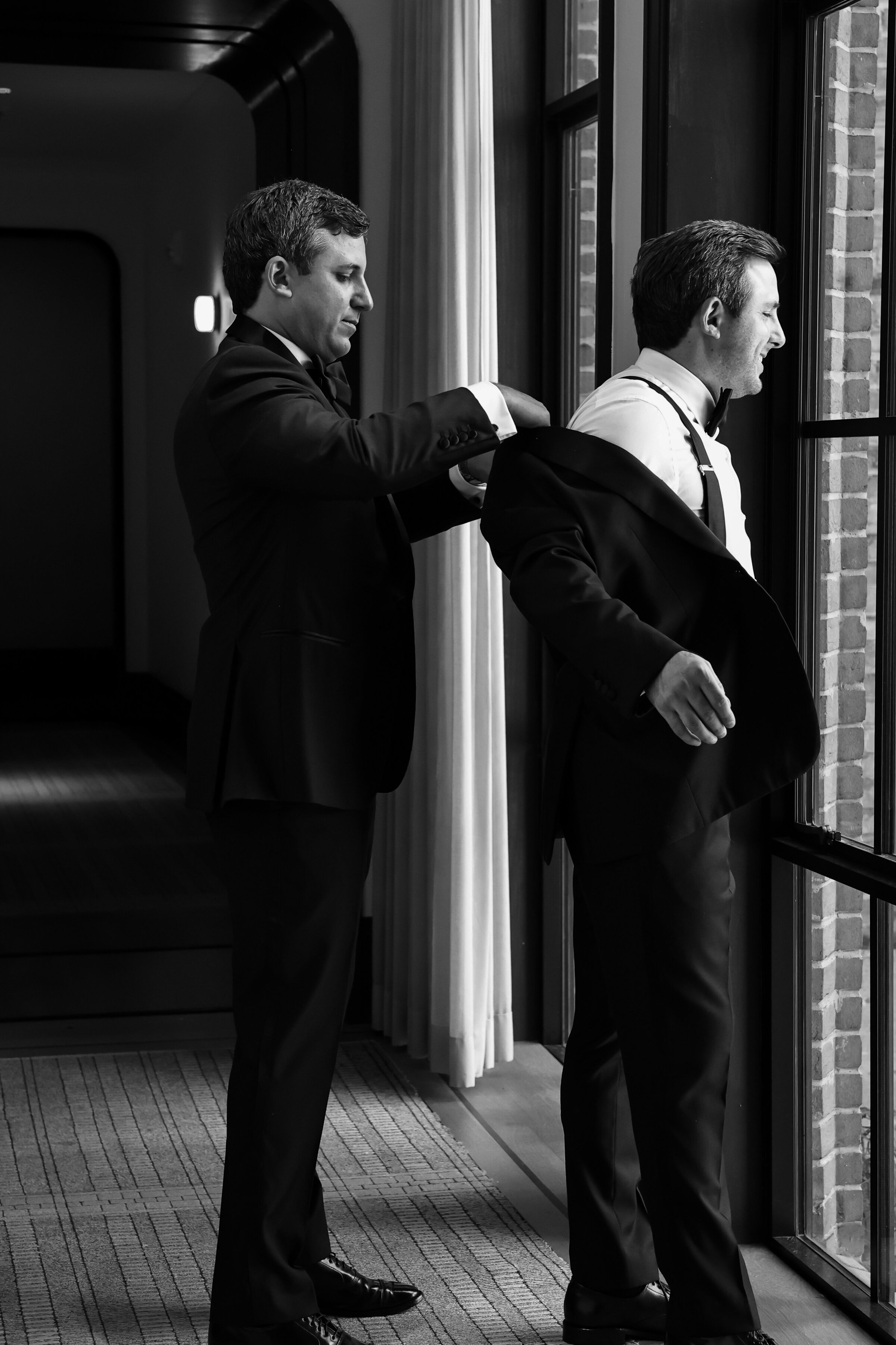 groom_bestman_detroit_wedding