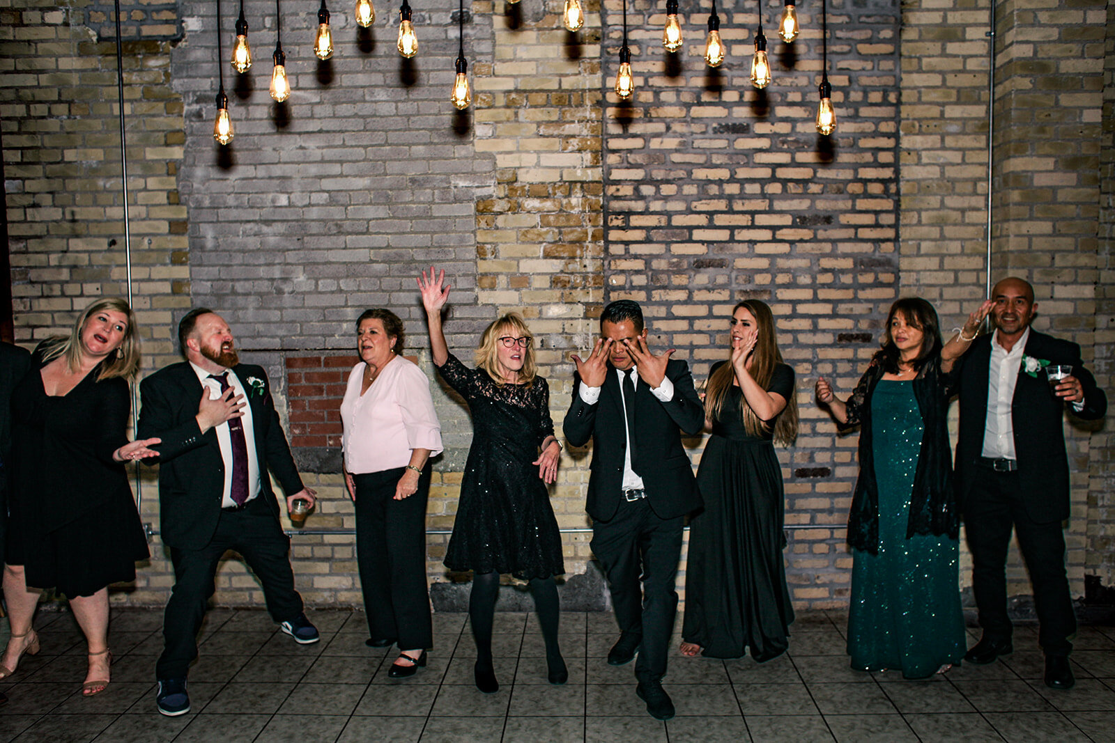 Minneapolis-Minnesota-Brewery-Wedding-Winter-Andy-Hardman-Photography-2022-777