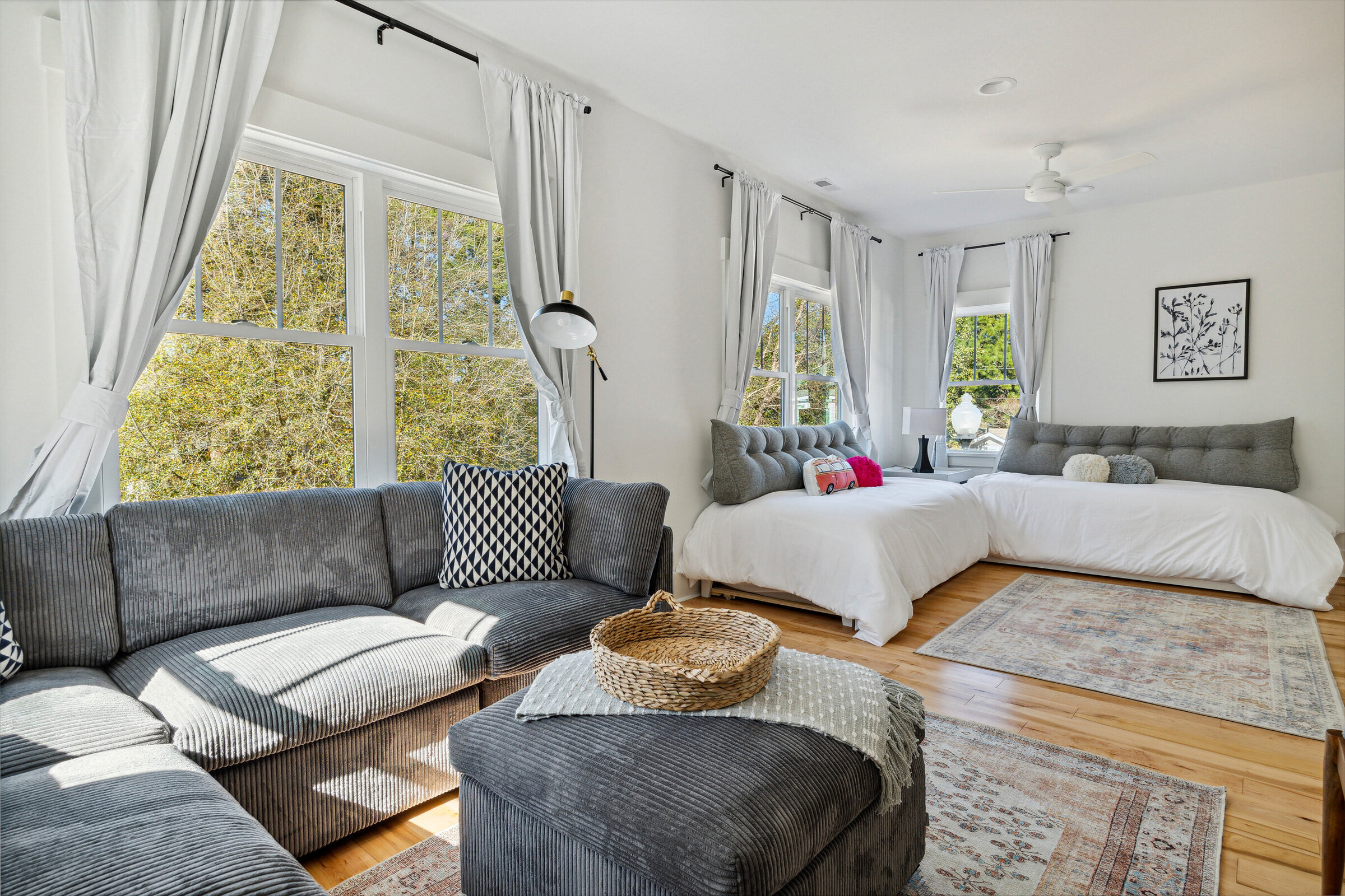 Signature by LUX Real Estate Media-10