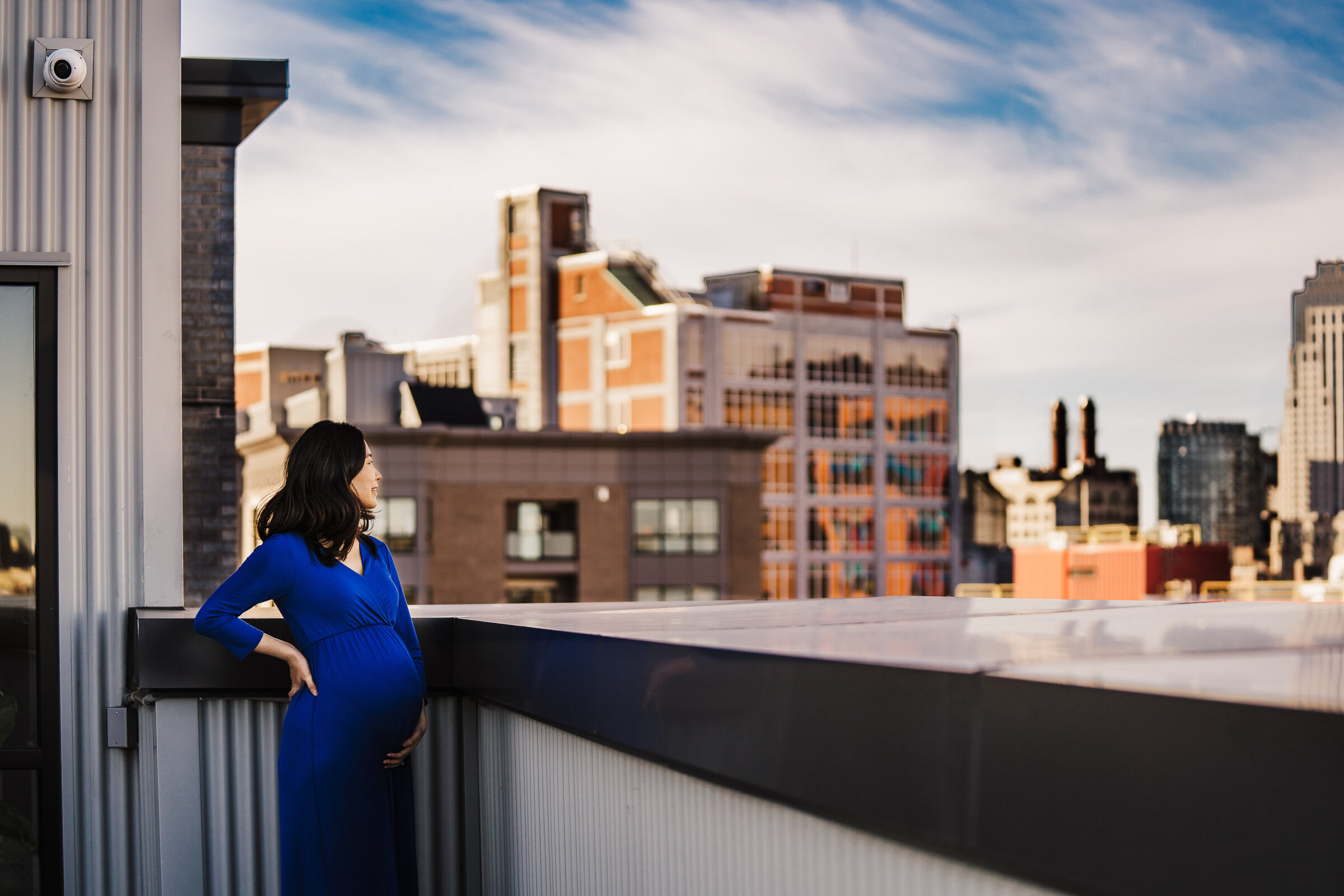 rooftop maternity photos in boston