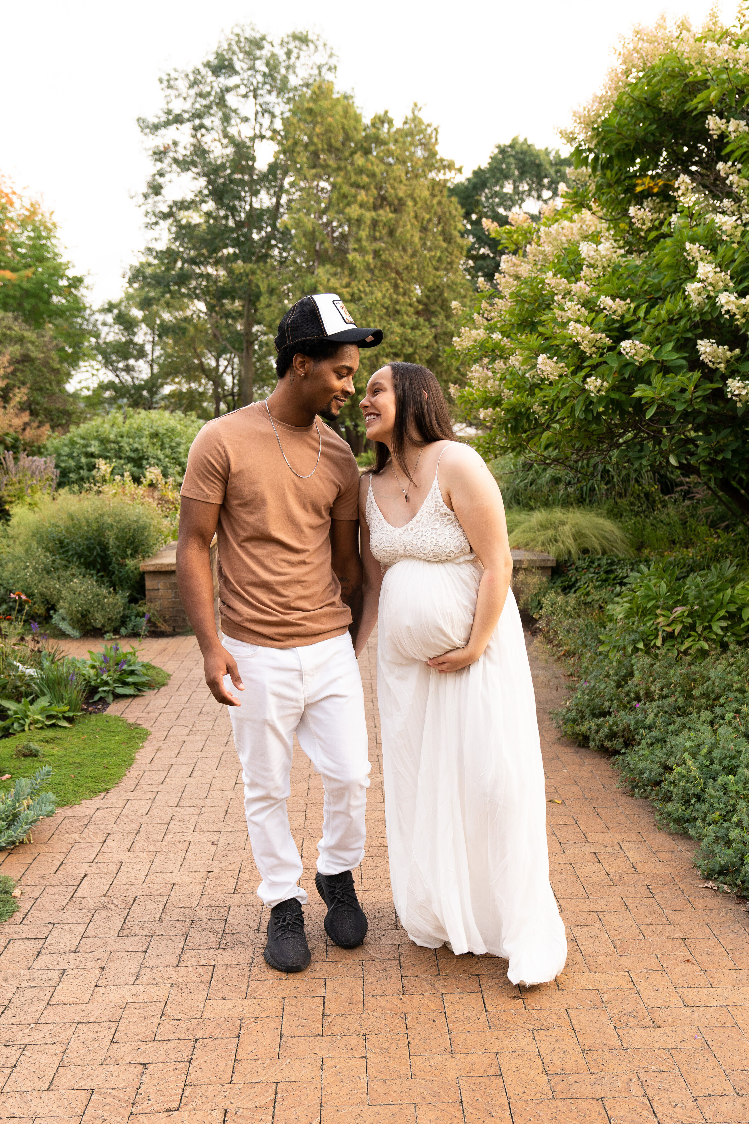 Maternity photo dress ideas