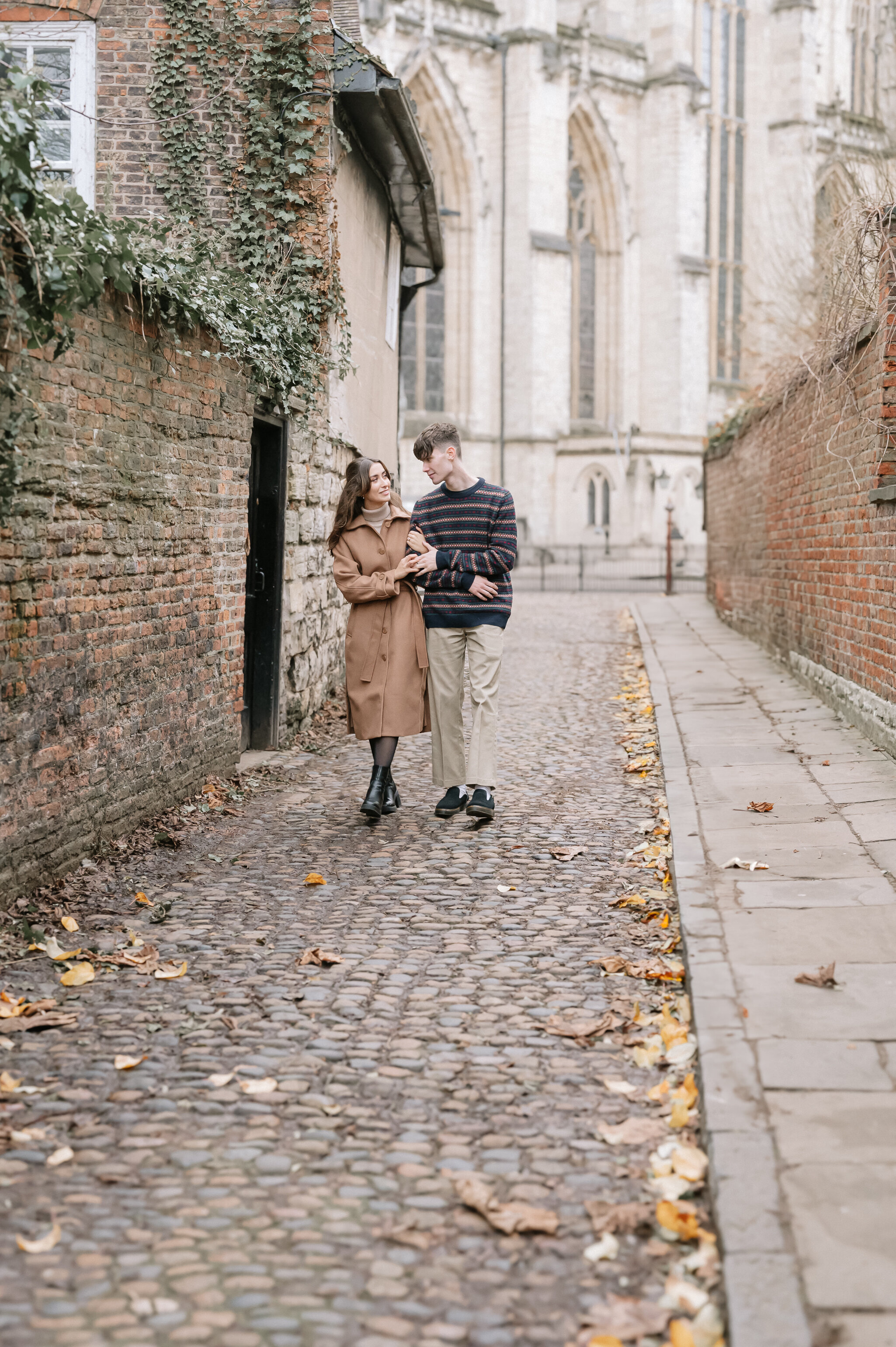 engagement shoot in central york next to york minster