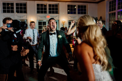 Millennium-Moments-Aspen-Avenue-Chicago-Wedding-Photograper-The-Haley-Mansion-Classy-Elegant-Fun-Hype-Unique-Champagne-Gun-Lit-Chicago-Wedding-Videographer-1