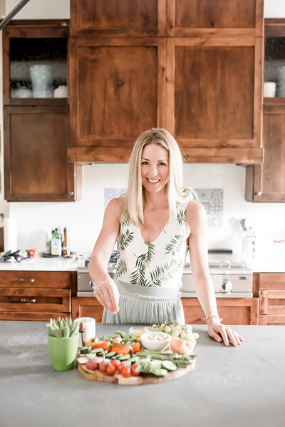 Austin-Branding-Photographer-HappyDinner-6