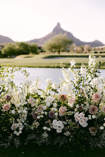 flowers-phoenix-az-troon-country-club-wedding