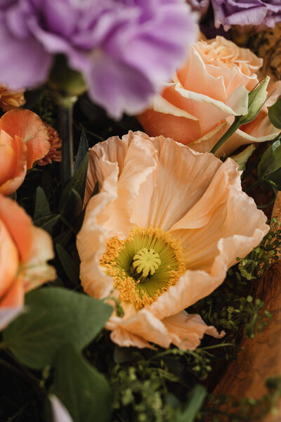 kaboompics_beautiful-bouquet-flower-arrangement-floral-composition-30485