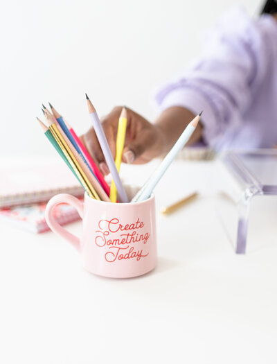 coloroy-stock-summer-office-11