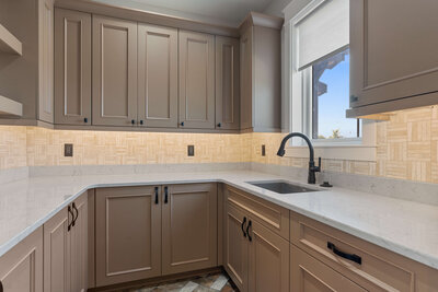 Pantry-Central-Iowa-Custom-Home-JRL-Builders-DSC04627