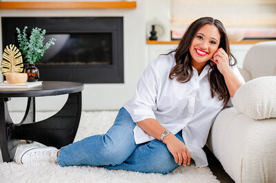Marissa-couch-smile-1