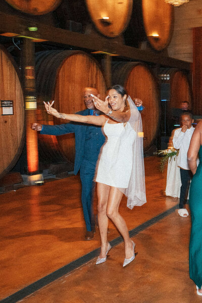 Michaela-joy-documentary-wedding-photography_16