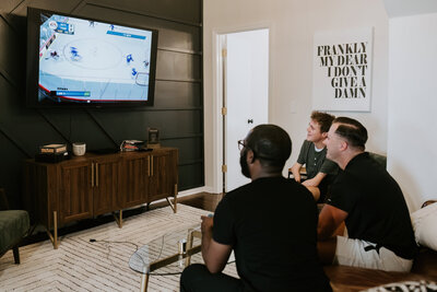BR-gaming pic full living room 40