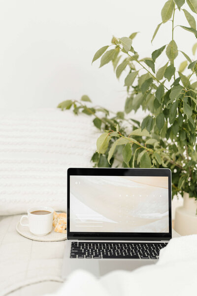 haute-stock-photography-subscription-minimal-mockups-collection-final-9