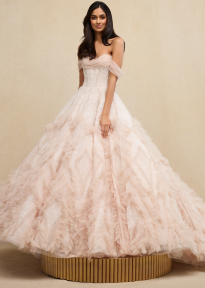Pink Grand Millennial Wedding Trend Inspiration WedLuxe FW23 4