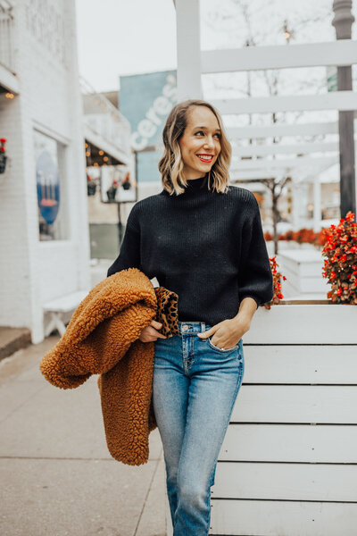 3-black-sweater-outfit