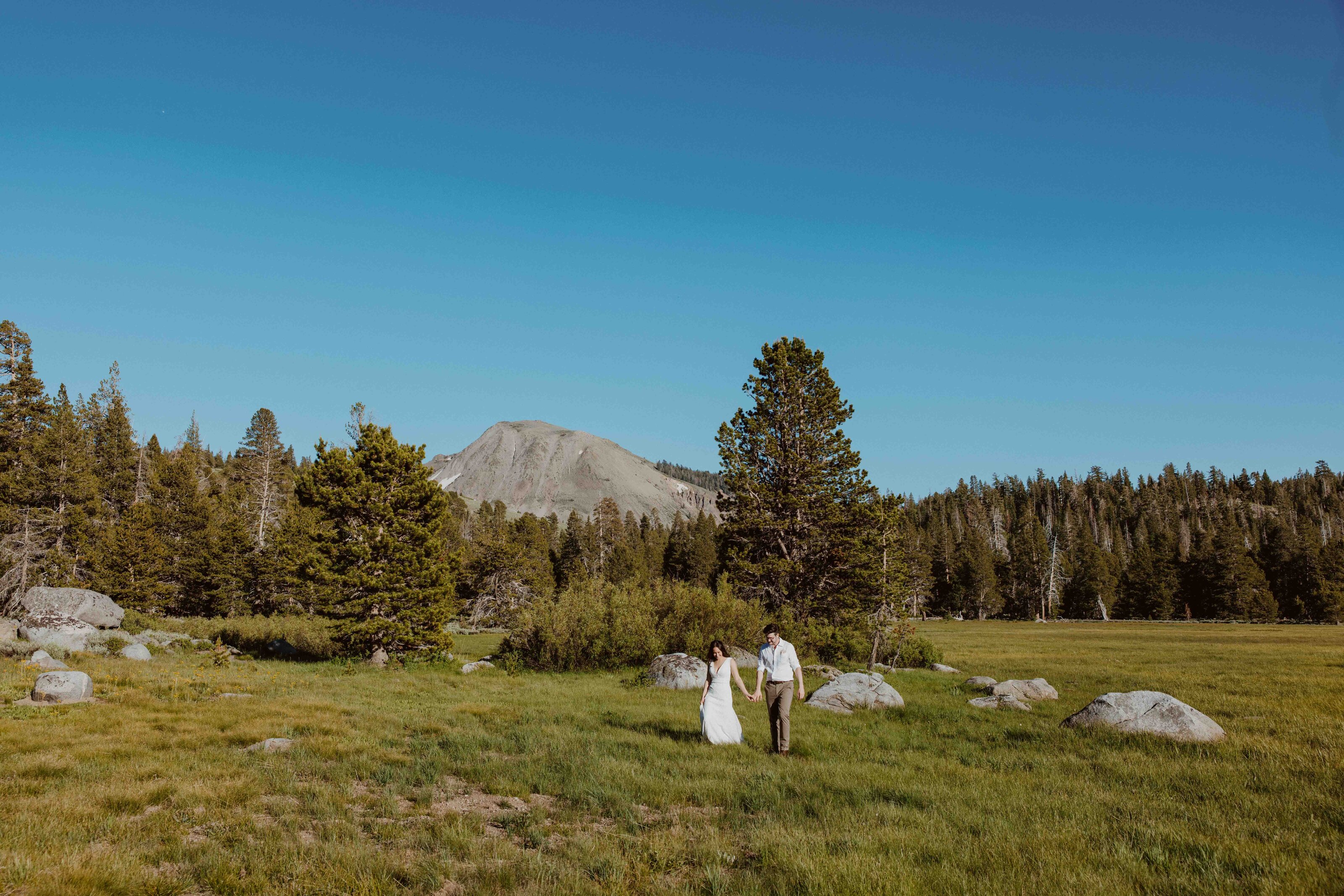 Want to plan an adventure elopement? This guide covers everything from locations to legalities for the perfect destination elopement