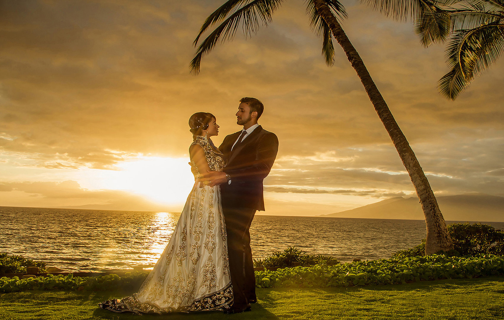 Wedding photographers on Maui