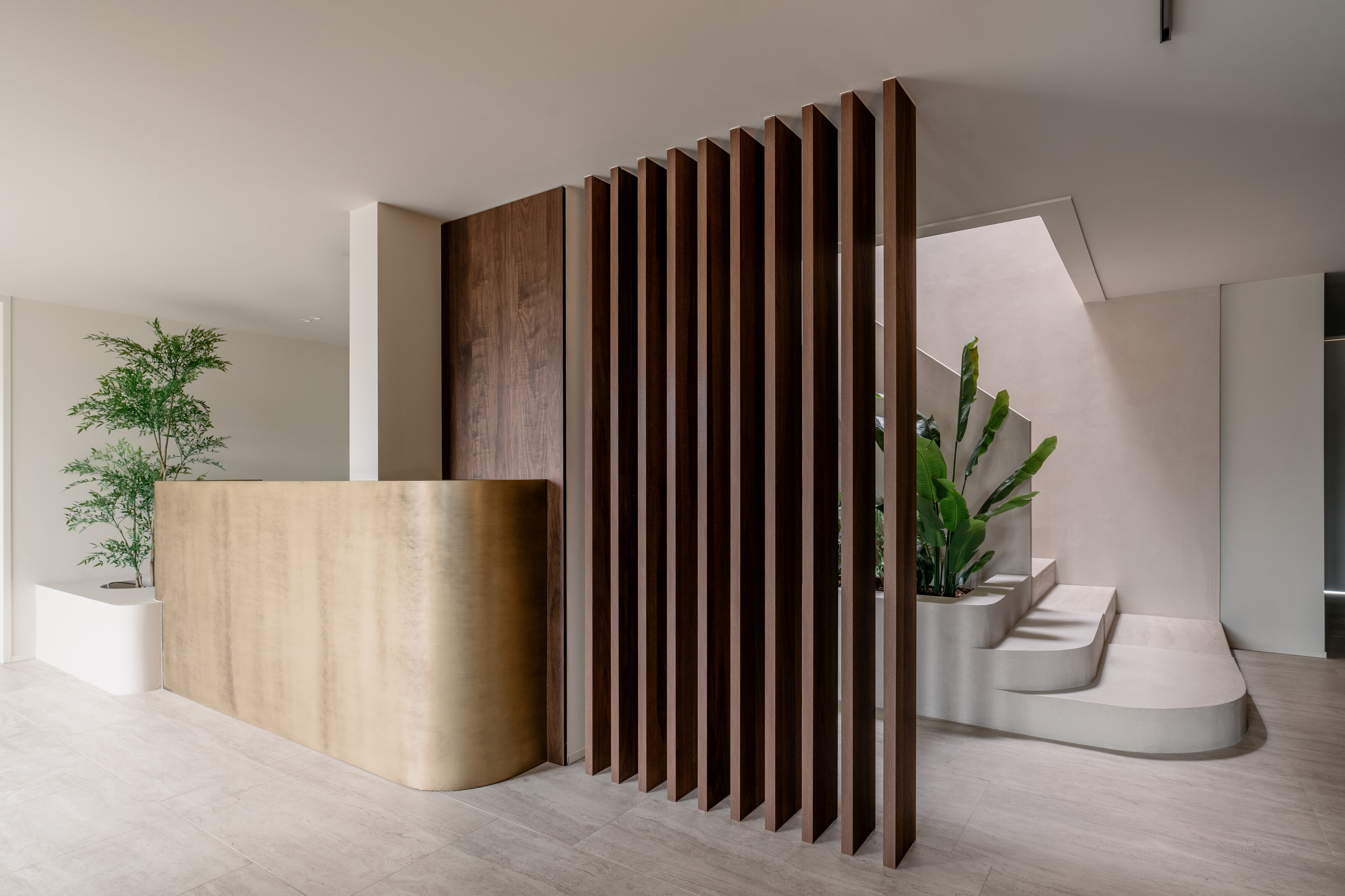AST-ash studio-emergo-Hannelore Veelaert-A7404581-HDR