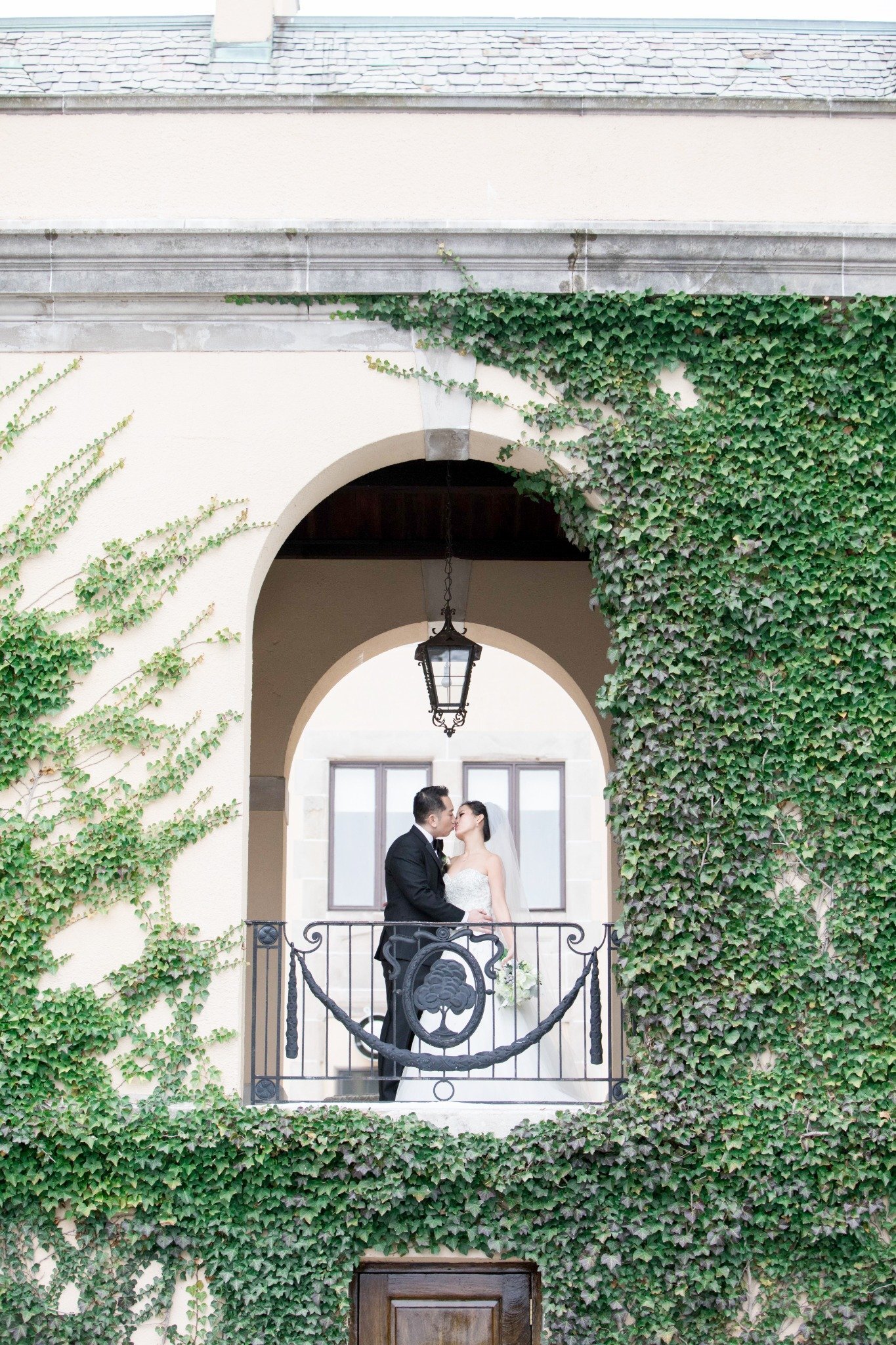 luxury-wedding-photographer-new-jersey-park-chateau
