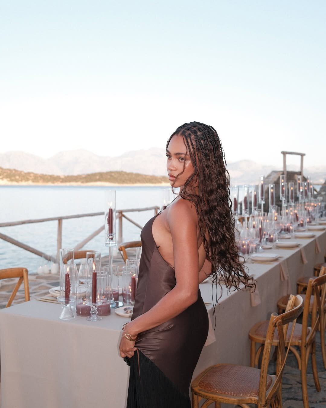 An evening under the stars💫 Wearing new @theofficialpandora Essence collection #PandoraCollecive #belove Ad