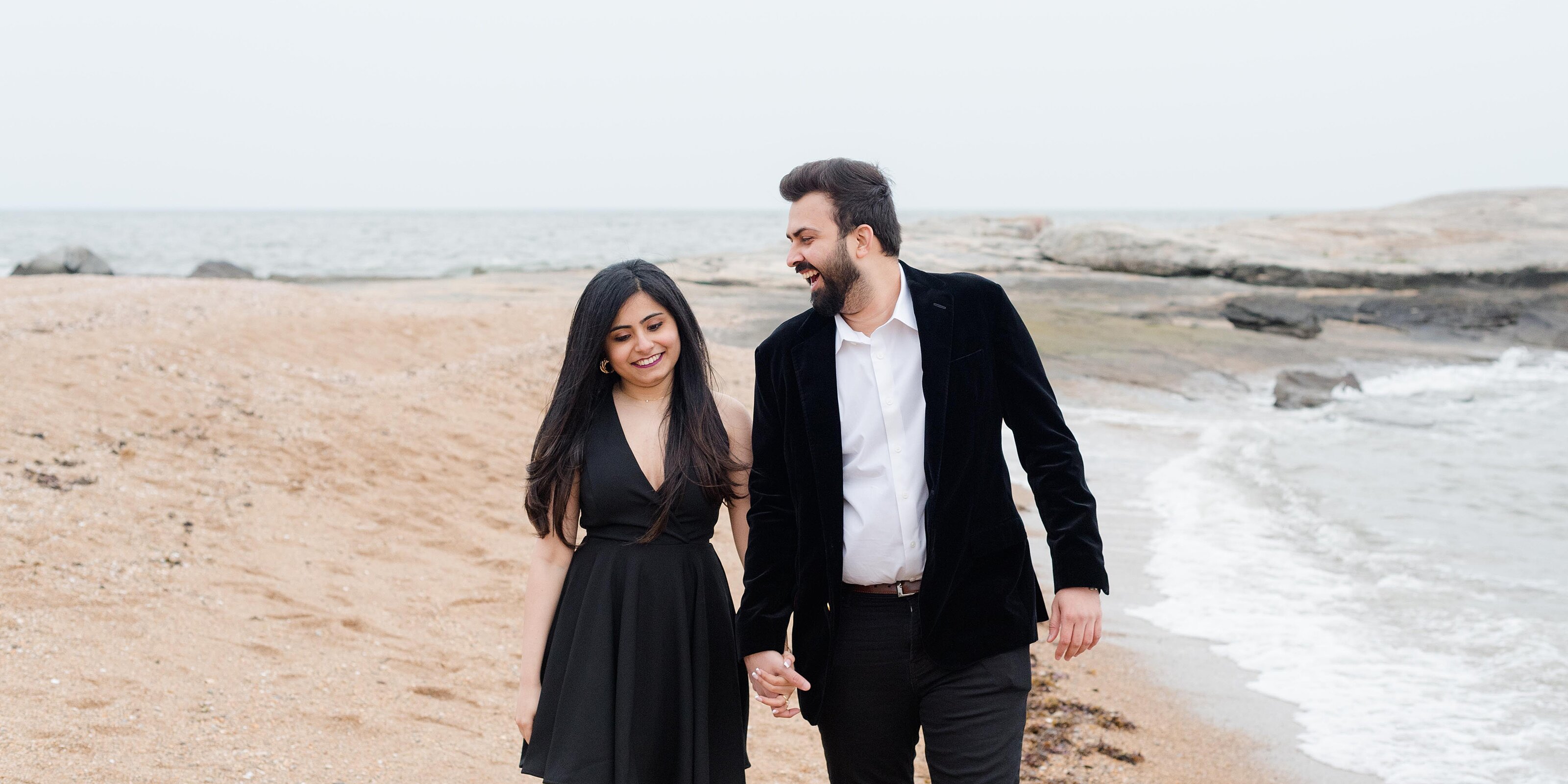 2_indian-couple-gets-engaged-on-the-beach