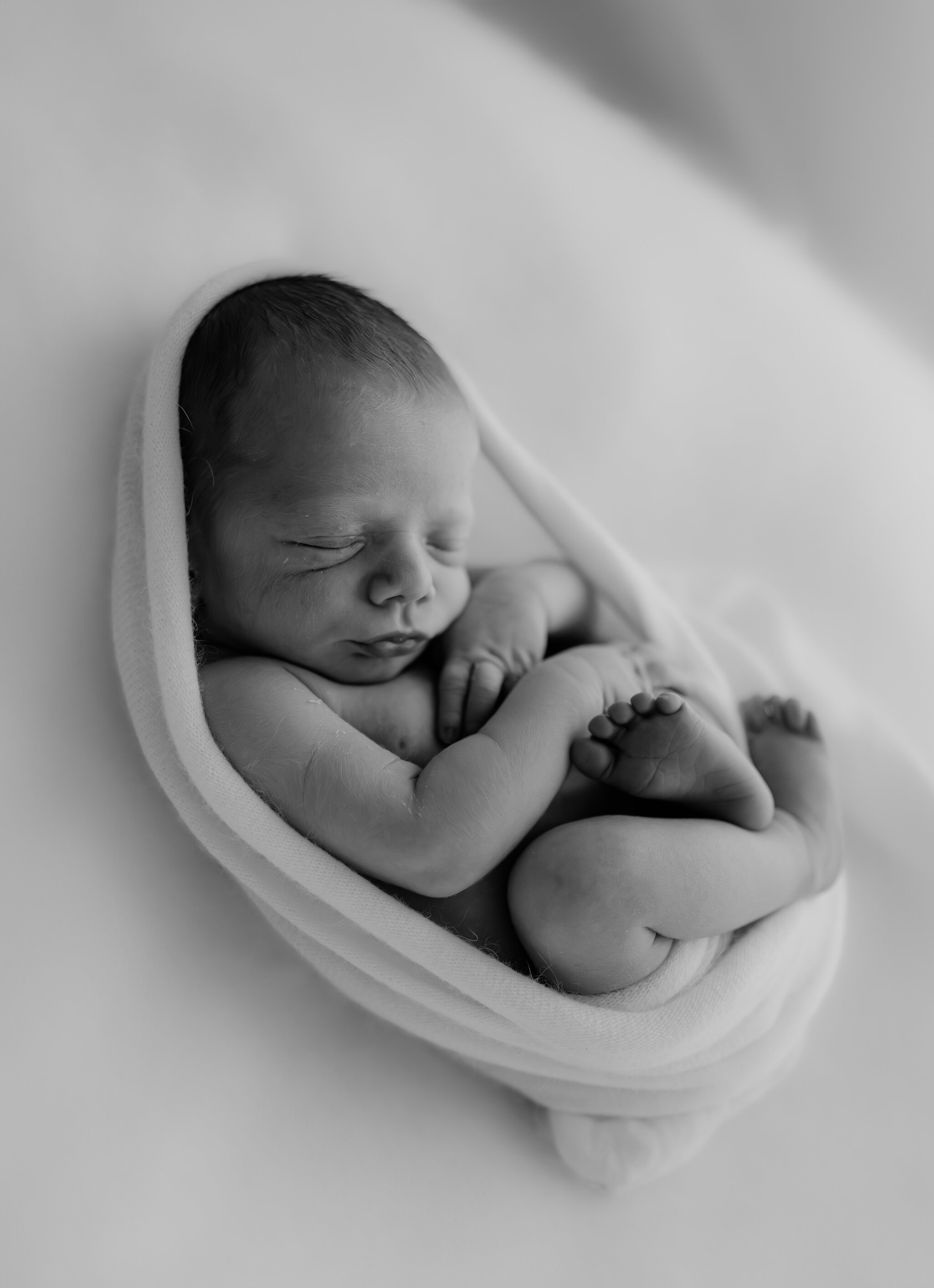 newborn photographer near me in yorkshire-73
